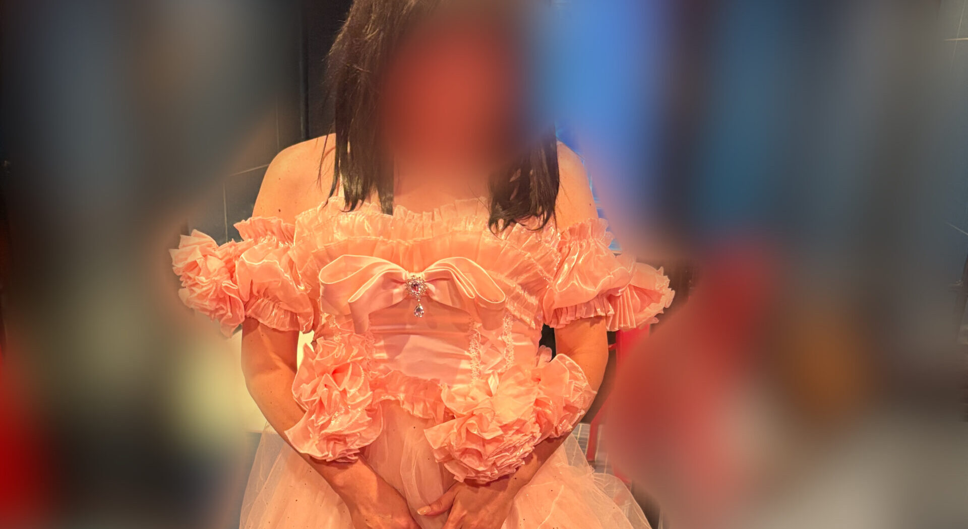 ウェディングドレス姿のサラリーマン女装子ちゃん♡清楚な花嫁が本性を暴かれた日